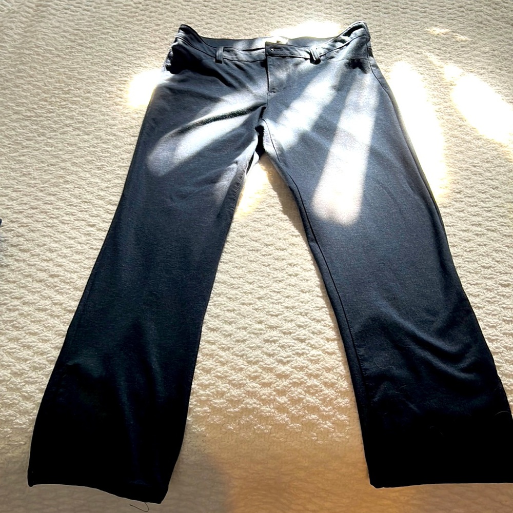 Calvin Klein professional pant with blue Jean look, stretch and comfortable!